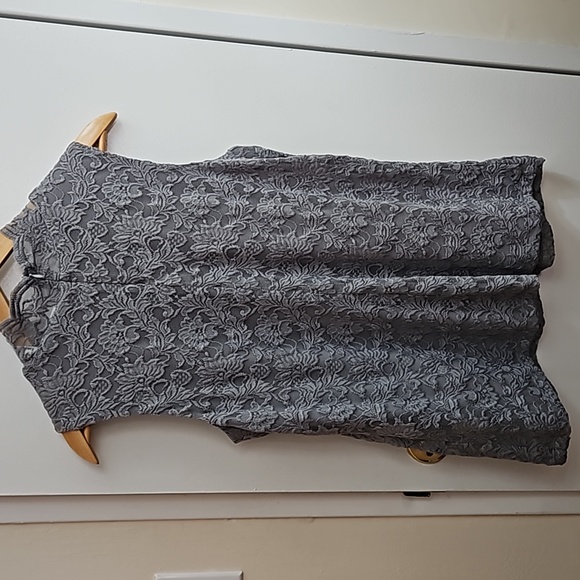 Susan Graver Grey Lined Lace Blouse - Picture 3 of 6